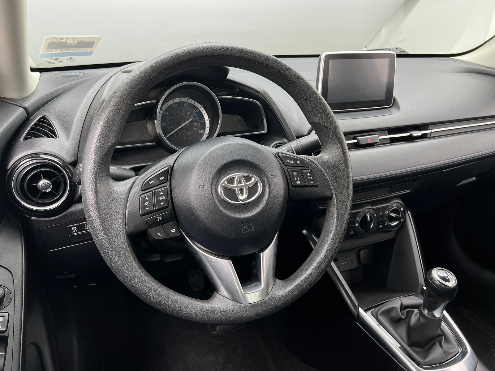 Thumbnail: 2018 Toyota Yaris iA - 5