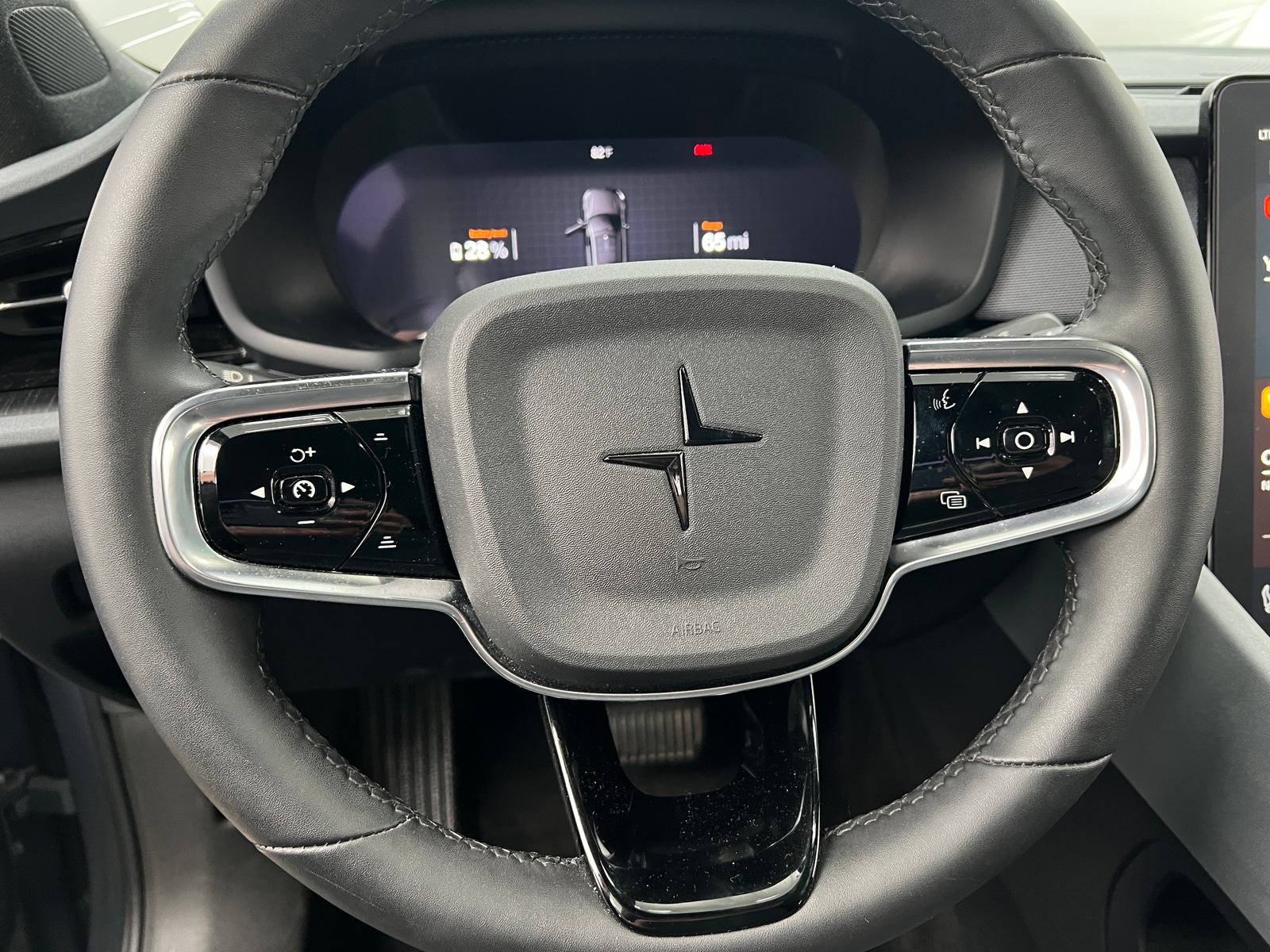Thumbnail: 2022 Polestar 2 - 5