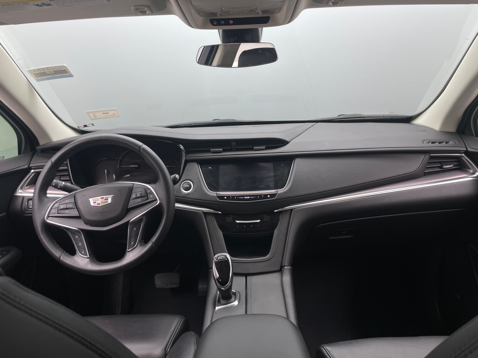 Thumbnail: 2017 Cadillac XT5 - 2