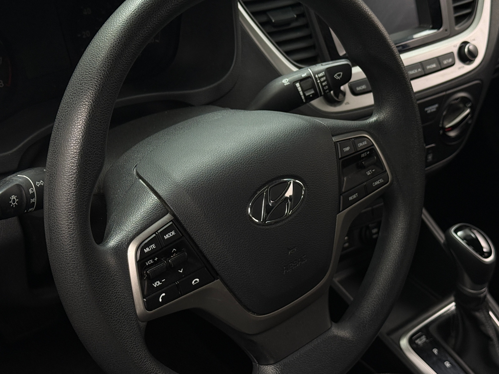 Thumbnail: 2022 Hyundai Accent - 5