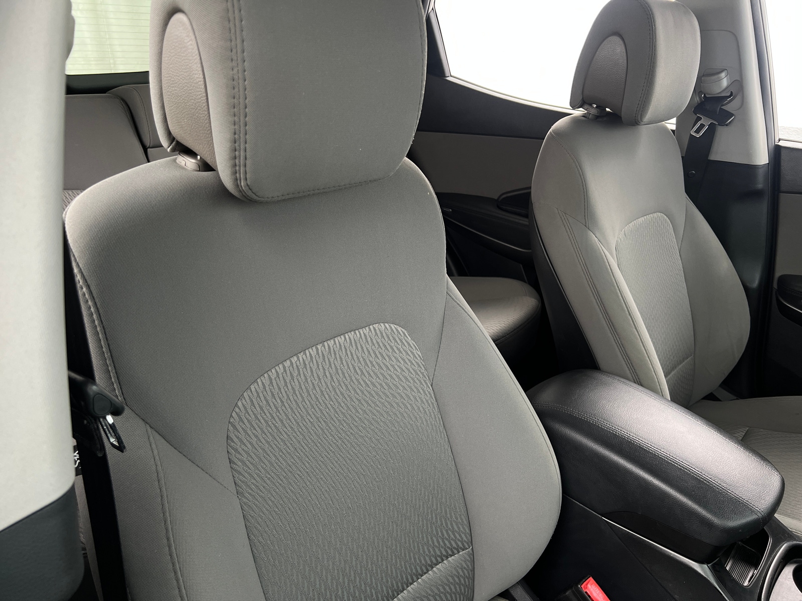 Thumbnail: 2018 Hyundai Santa Fe - 2