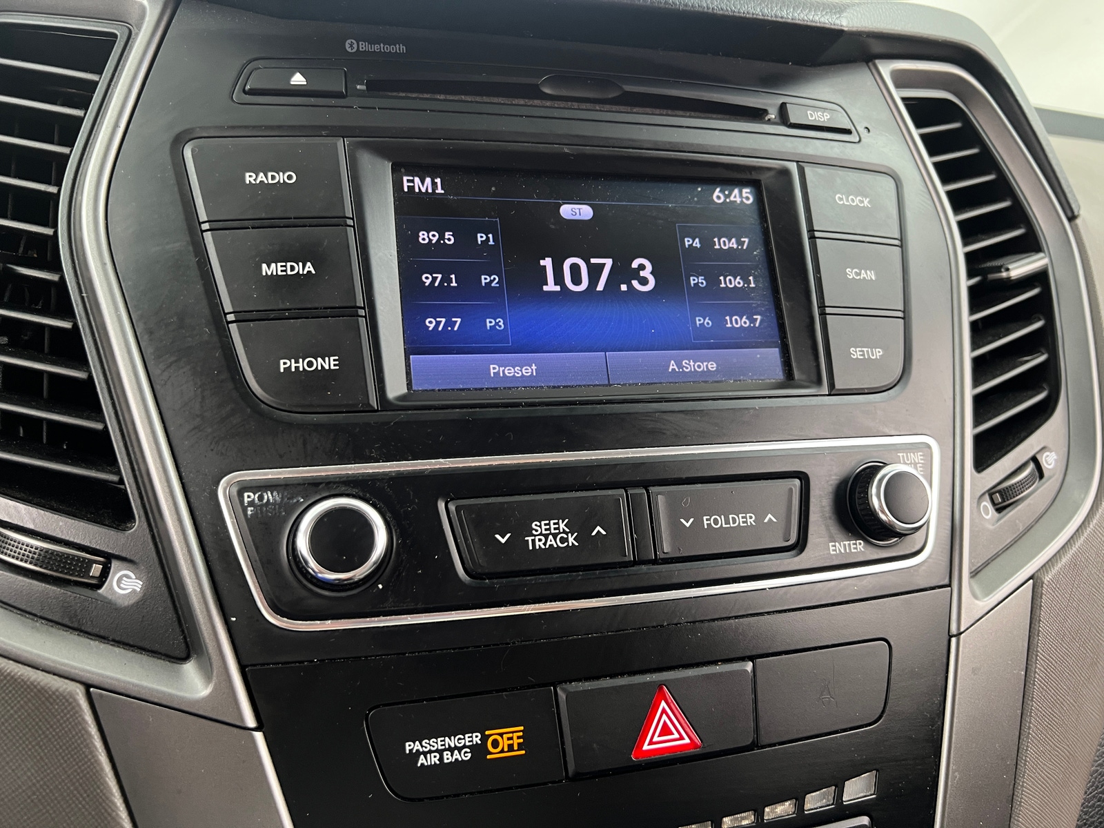 Thumbnail: 2018 Hyundai Santa Fe - 4