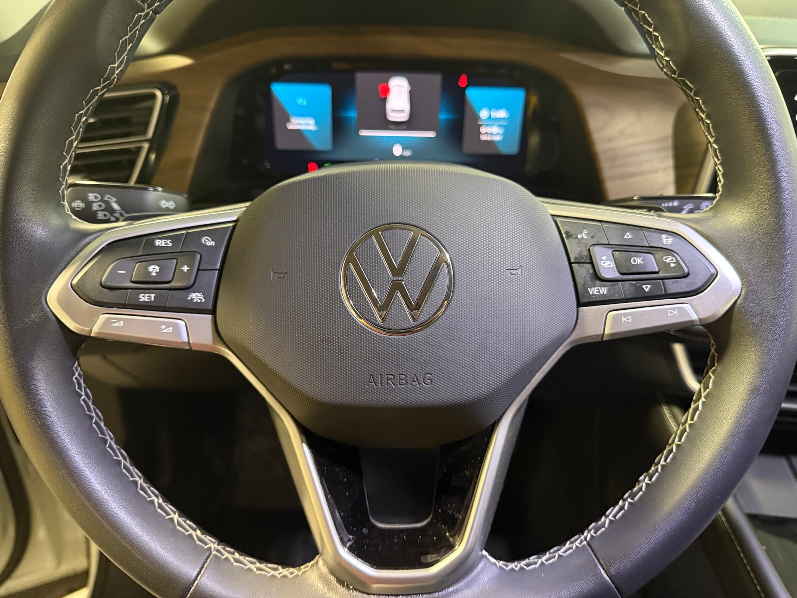 Thumbnail: 2024 Volkswagen Atlas - 4
