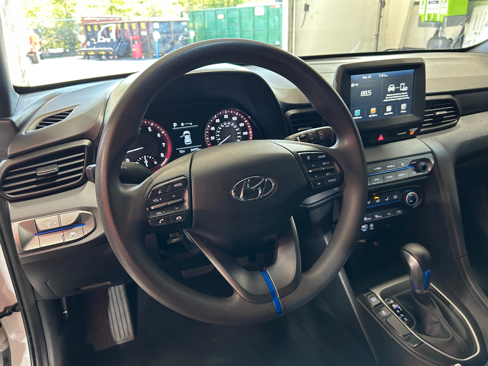 Thumbnail: 2020 Hyundai Veloster - 4