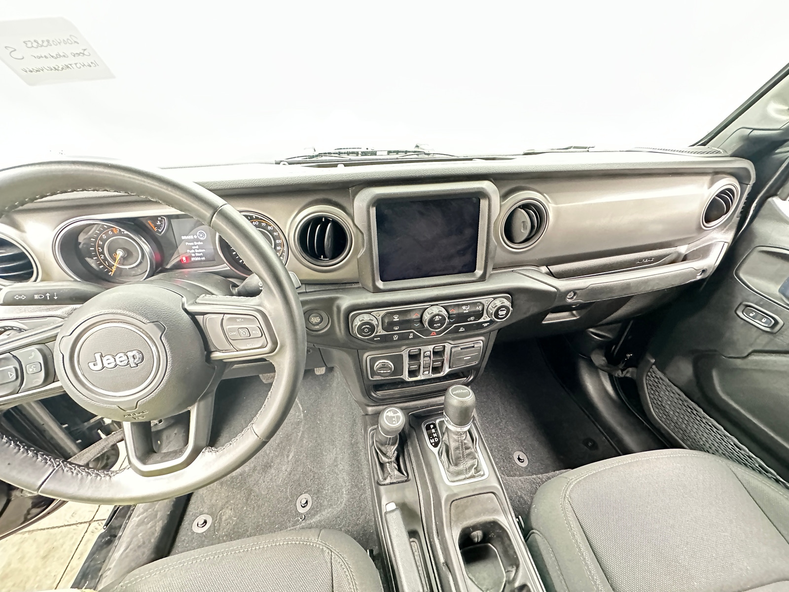 Thumbnail: 2022 Jeep Gladiator - 3