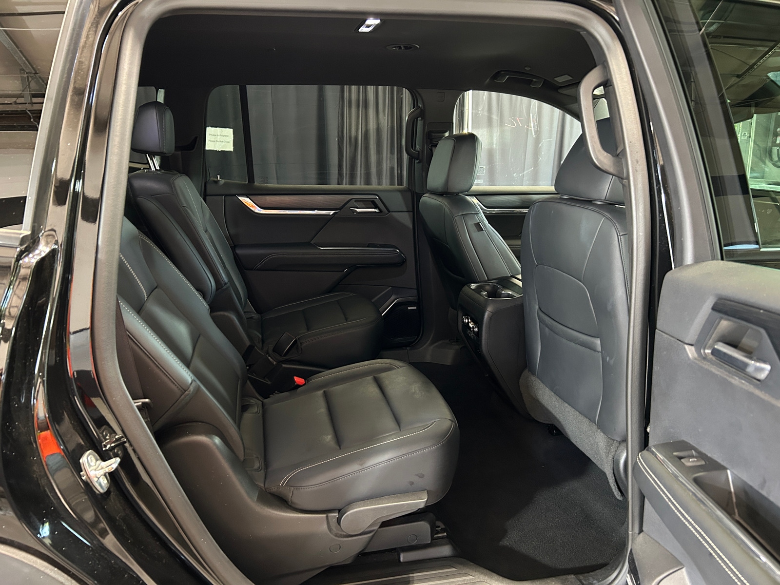 Thumbnail: 2024 GMC Acadia - 5