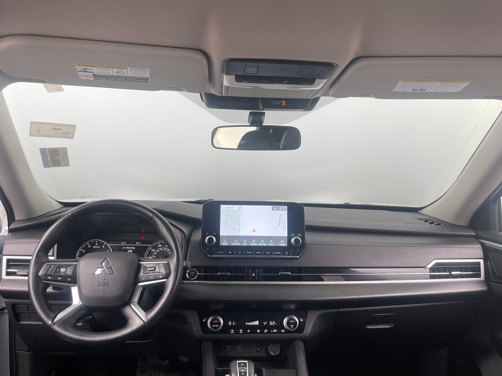 Thumbnail: 2024 Mitsubishi Outlander - 2