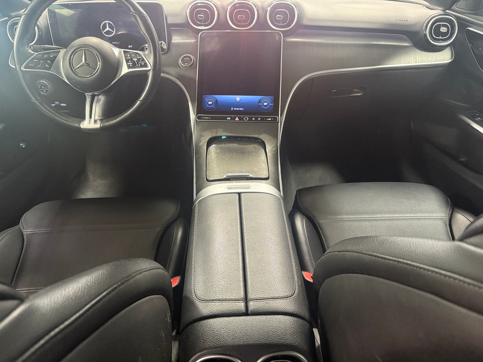 Thumbnail: 2022 Mercedes-Benz C-Class - 2