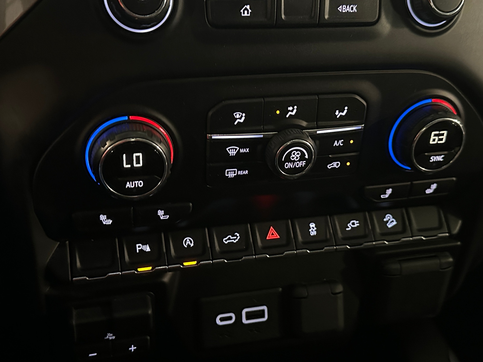 Thumbnail: 2019 Chevrolet Silverado 1500 - 4