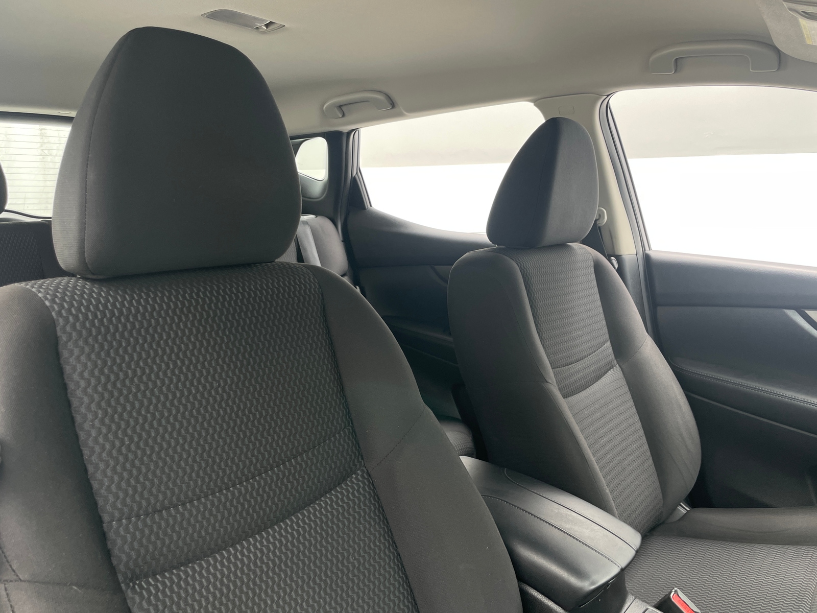 Thumbnail: 2020 Nissan Rogue Sport - 2