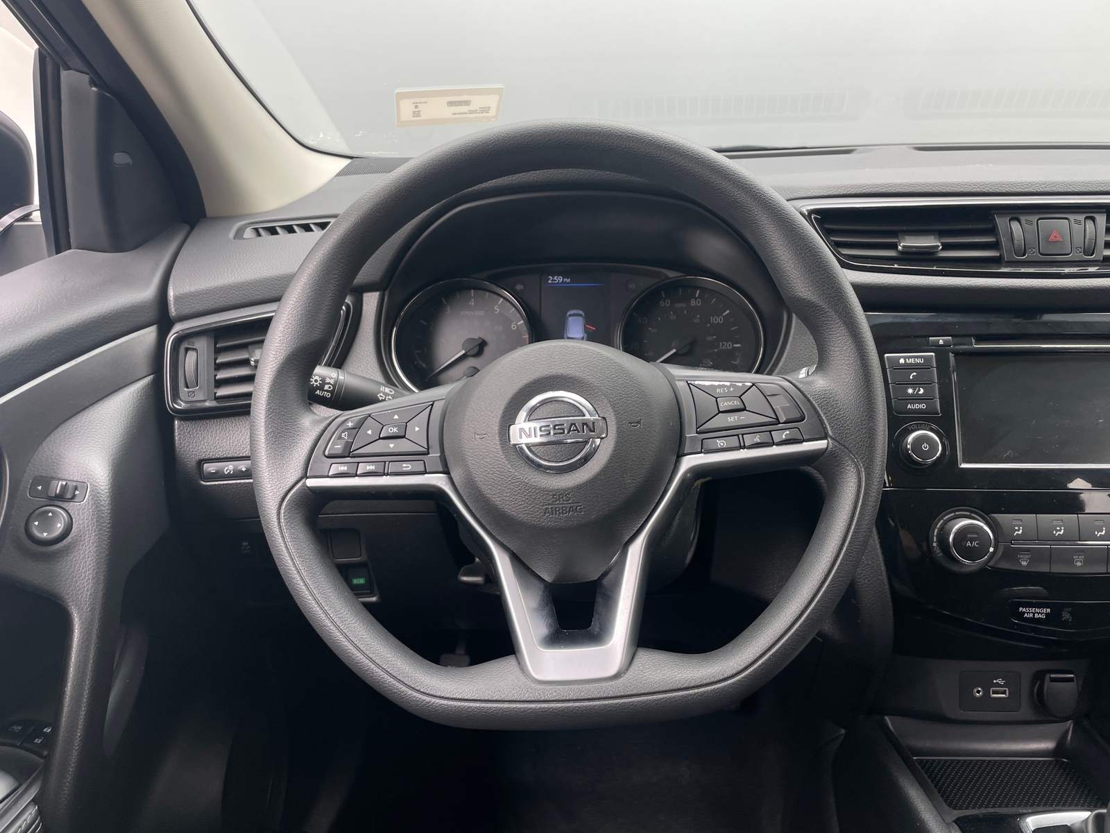Thumbnail: 2020 Nissan Rogue Sport - 5