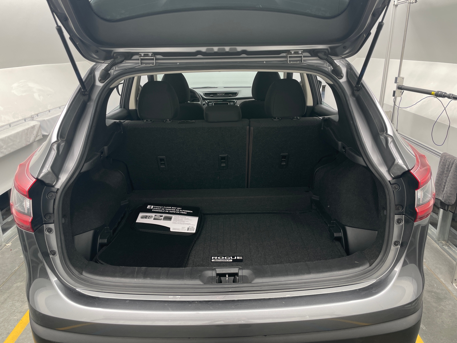 Thumbnail: 2020 Nissan Rogue Sport - 7