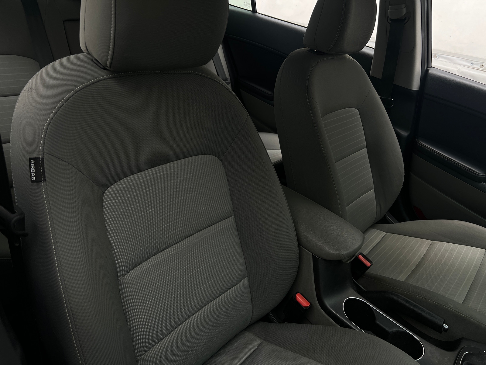 Thumbnail: 2016 Kia Forte - 2