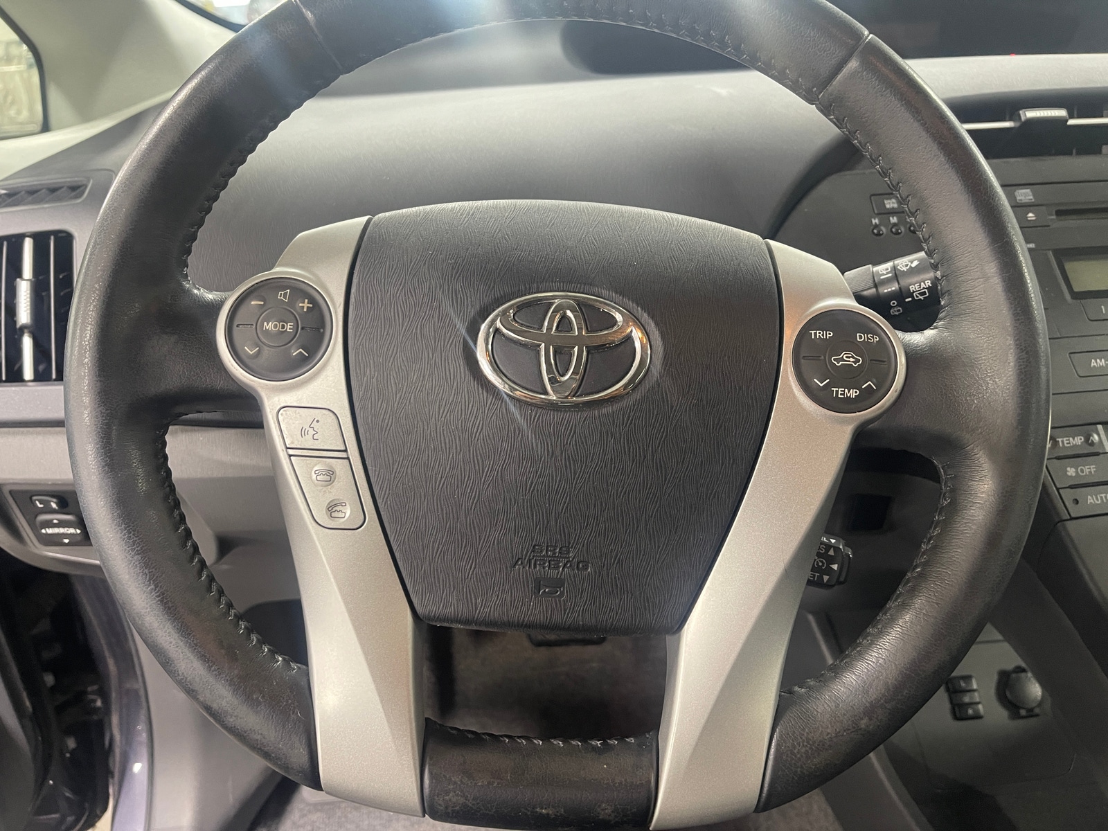 Thumbnail: 2011 Toyota Prius - 5
