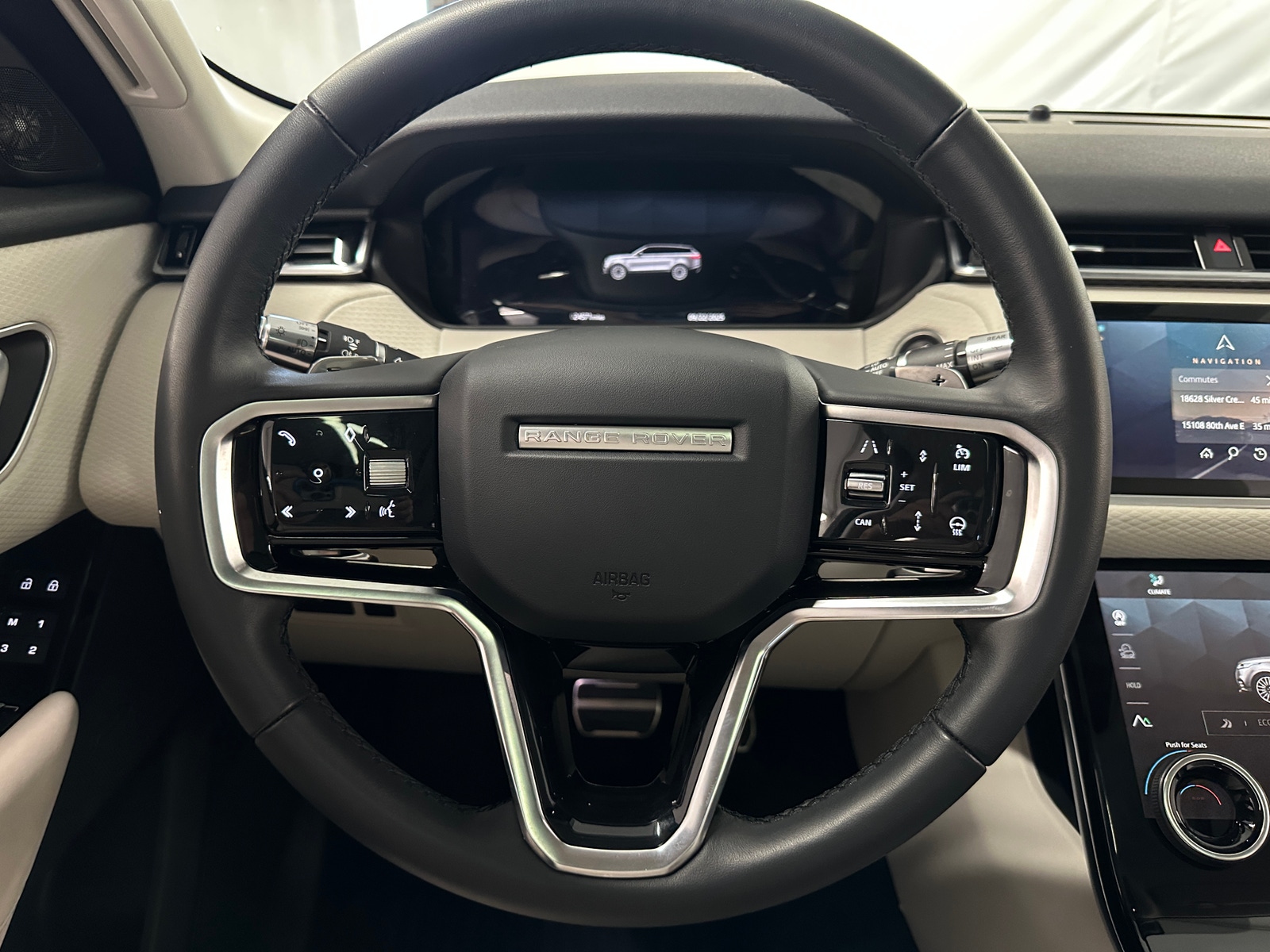 Thumbnail: 2023 Land Rover Range Rover Velar - 4