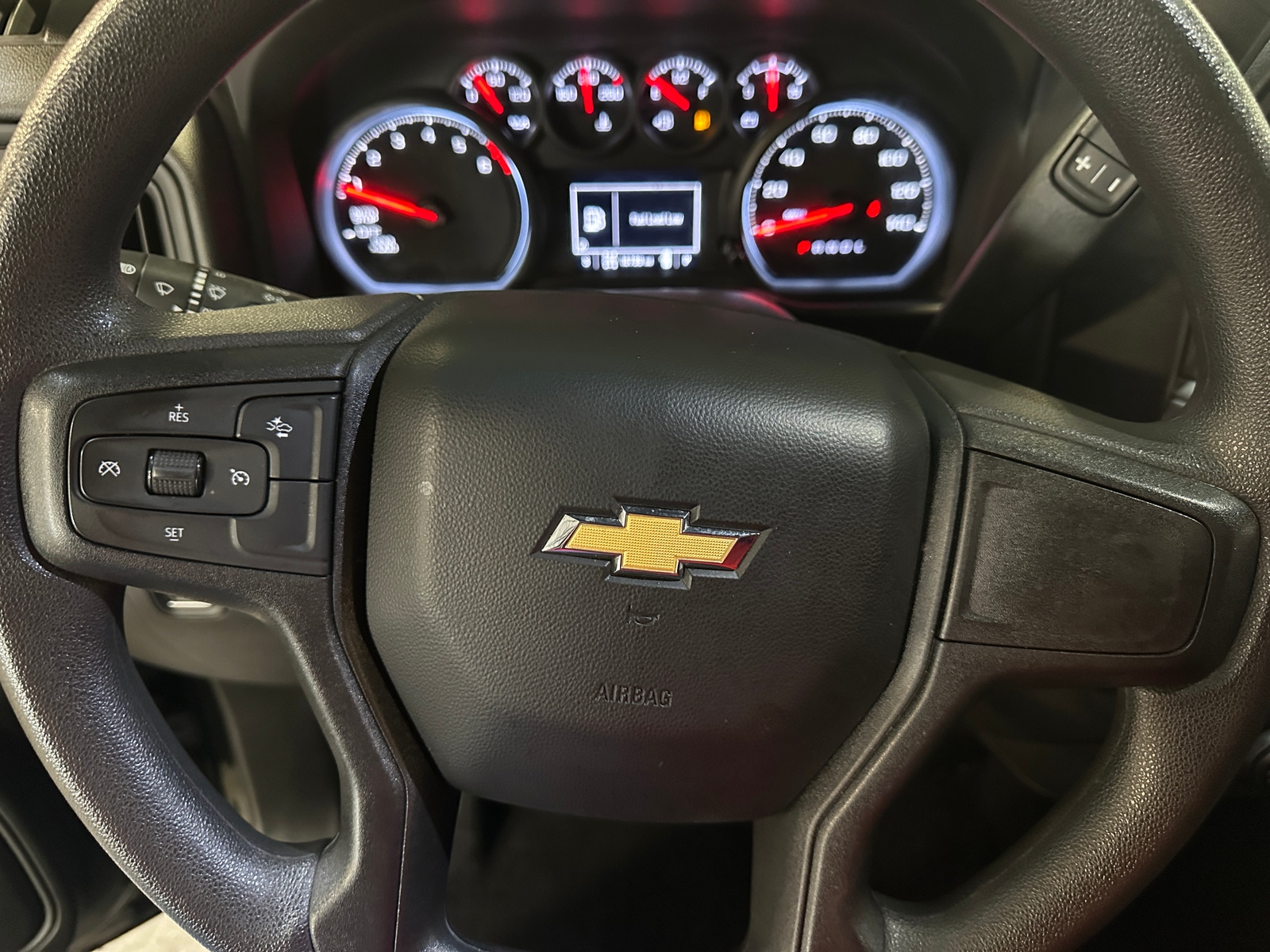 Thumbnail: 2023 Chevrolet Silverado 1500 - 5