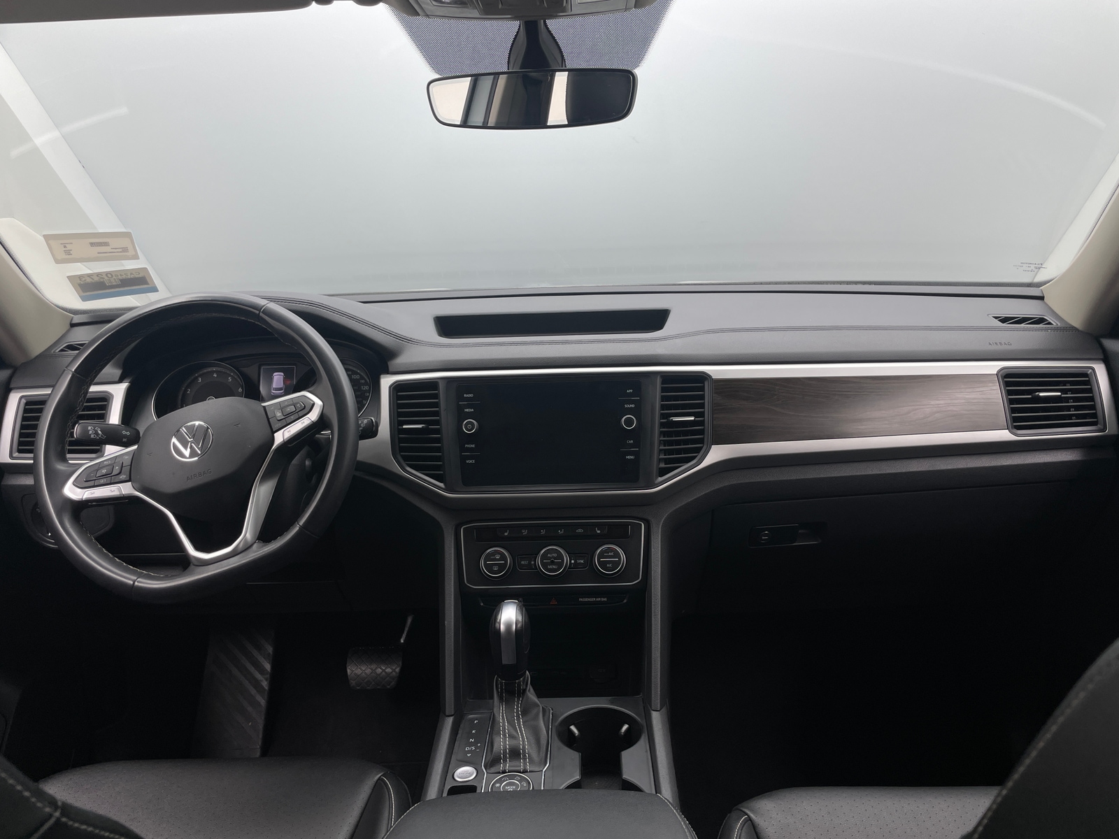 Thumbnail: 2021 Volkswagen Atlas - 2