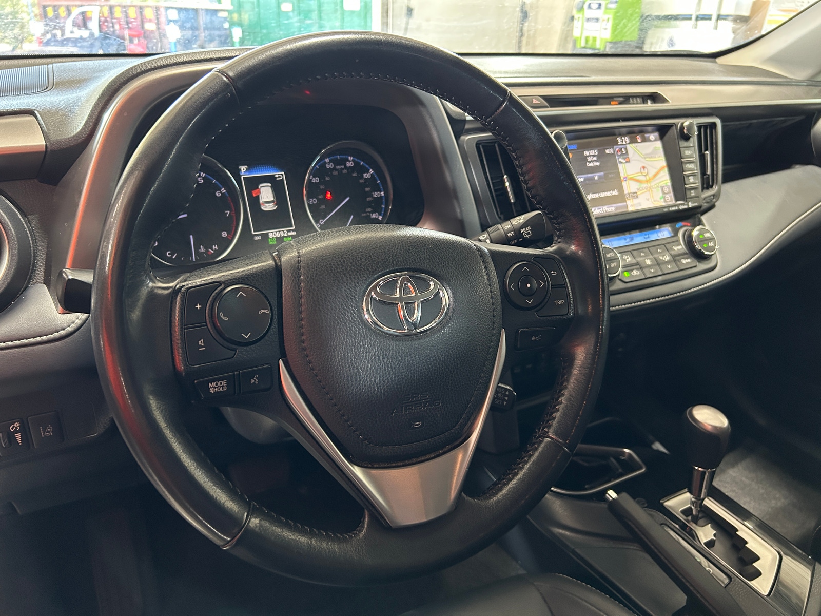 Thumbnail: 2018 Toyota RAV4 - 5