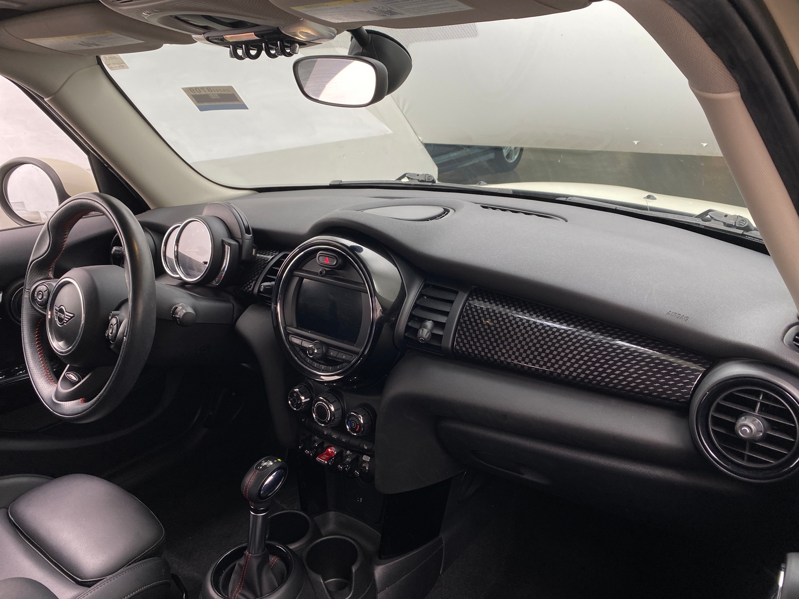 Thumbnail: 2019 MINI Cooper Hardtop - 2