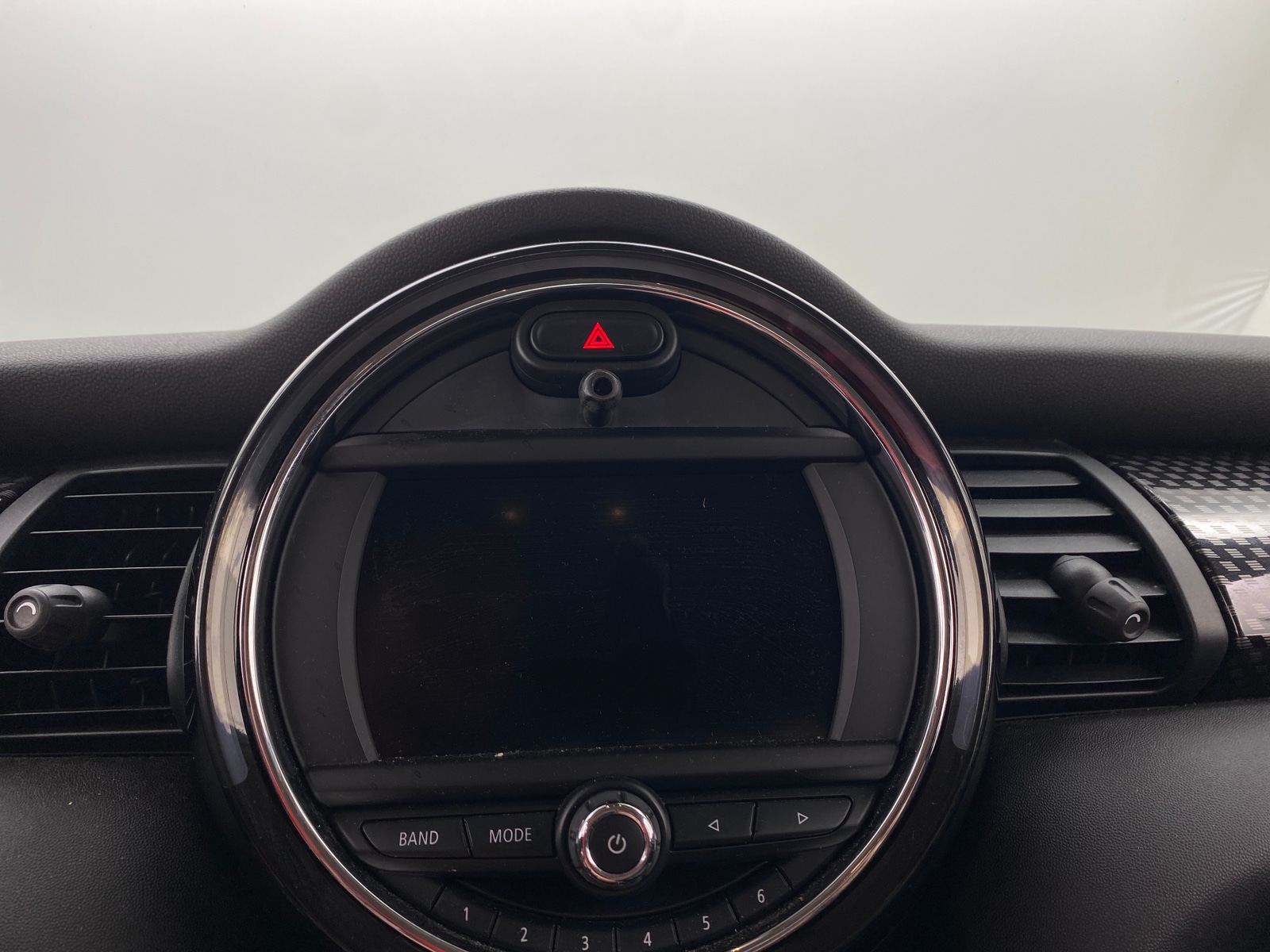 Thumbnail: 2019 MINI Cooper Hardtop - 3