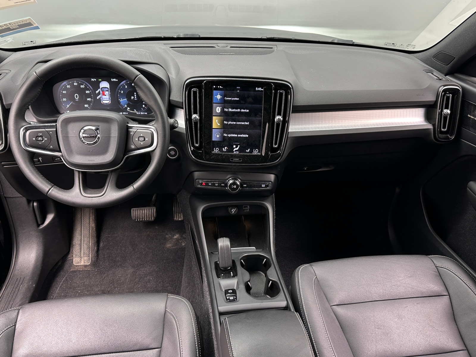 Thumbnail: 2020 Volvo XC40 - 2