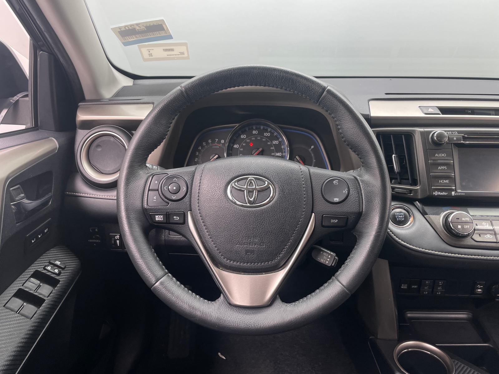 Thumbnail: 2015 Toyota RAV4 - 4