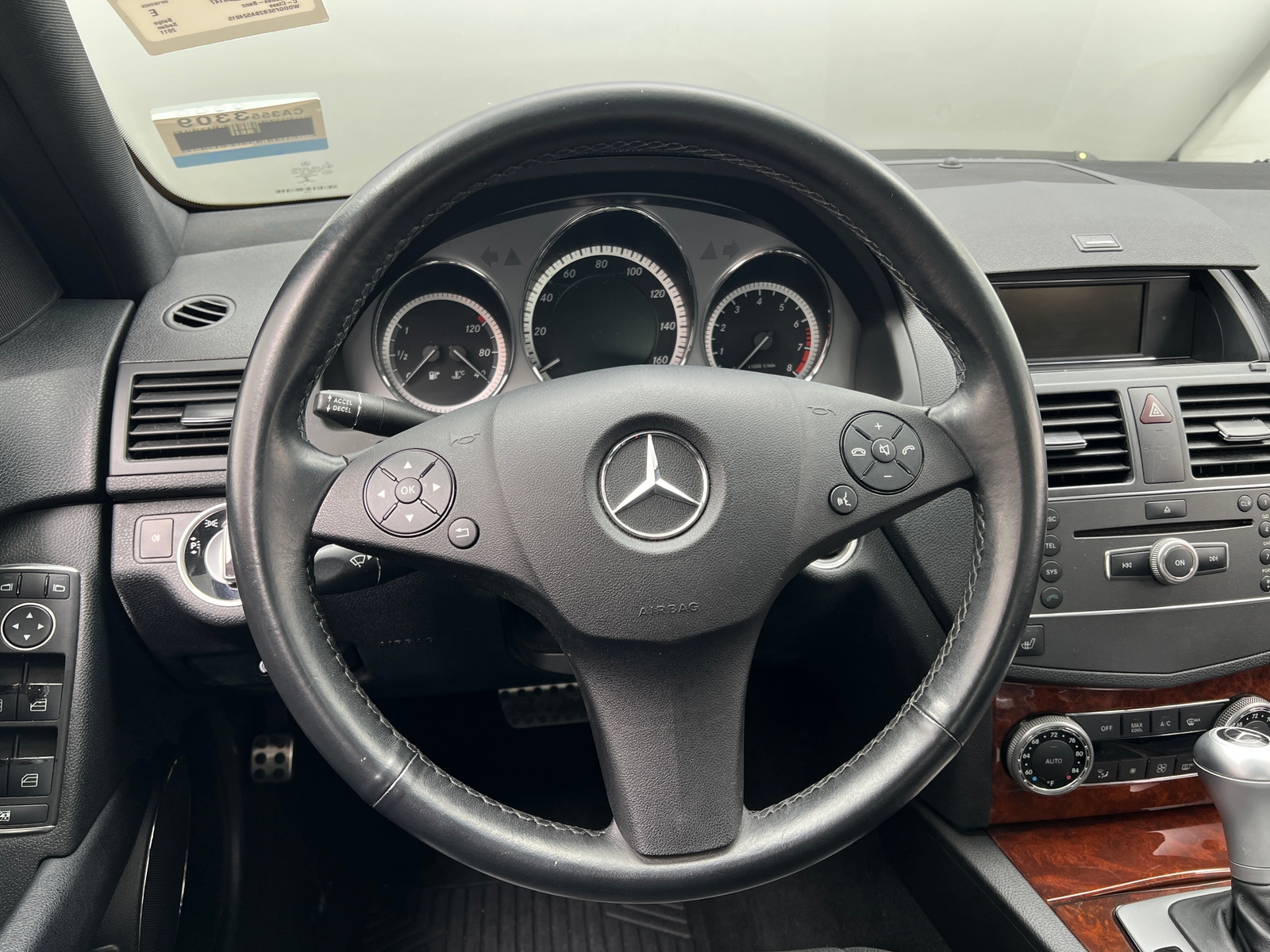 Thumbnail: 2011 Mercedes-Benz C-Class - 4