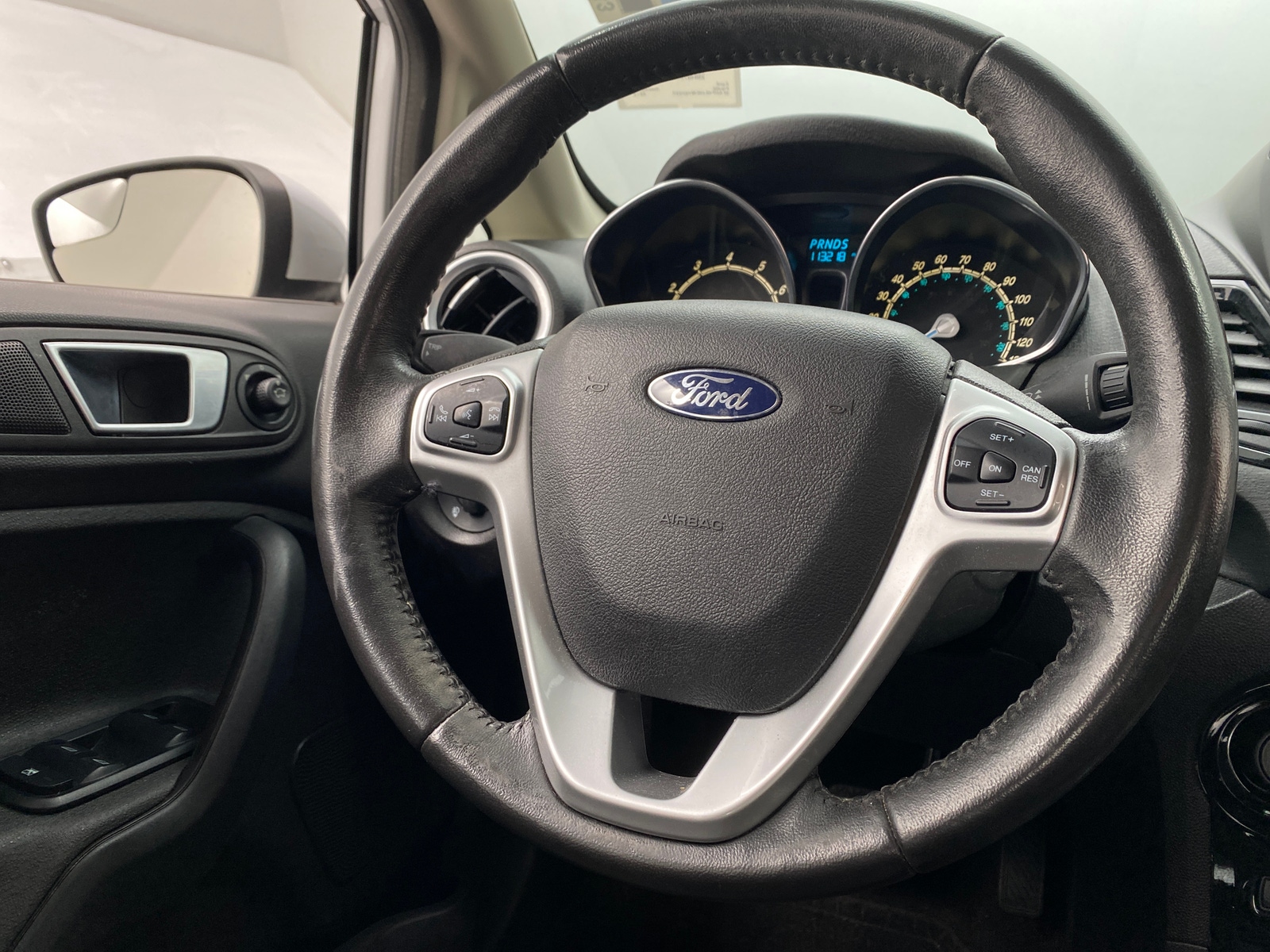 Thumbnail: 2014 Ford Fiesta - 5