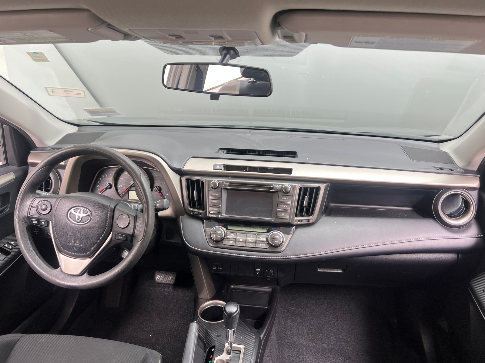 Thumbnail: 2014 Toyota RAV4 - 3