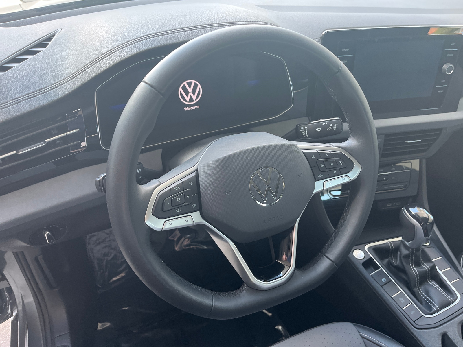 Thumbnail: 2025 Volkswagen Jetta - 5