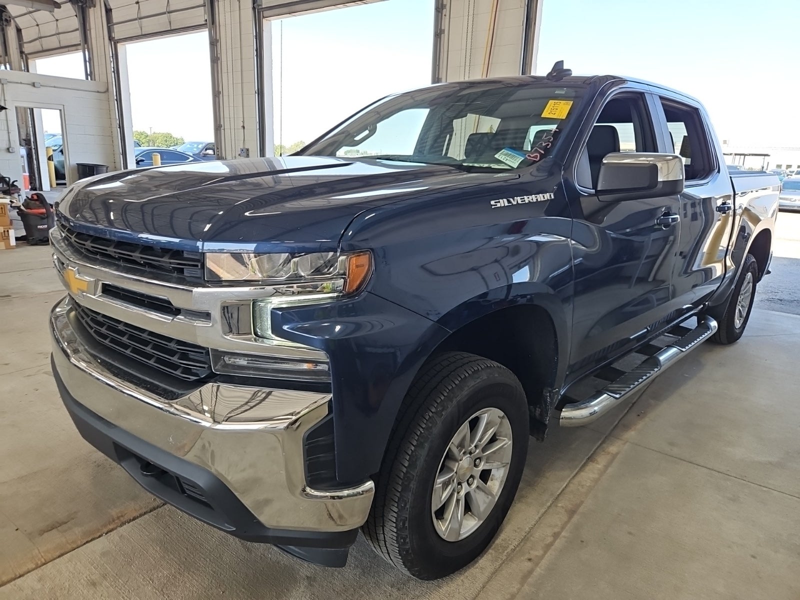 2021 Chevrolet Silverado 1500 4WD Crew Cab 147" LT W/1lt