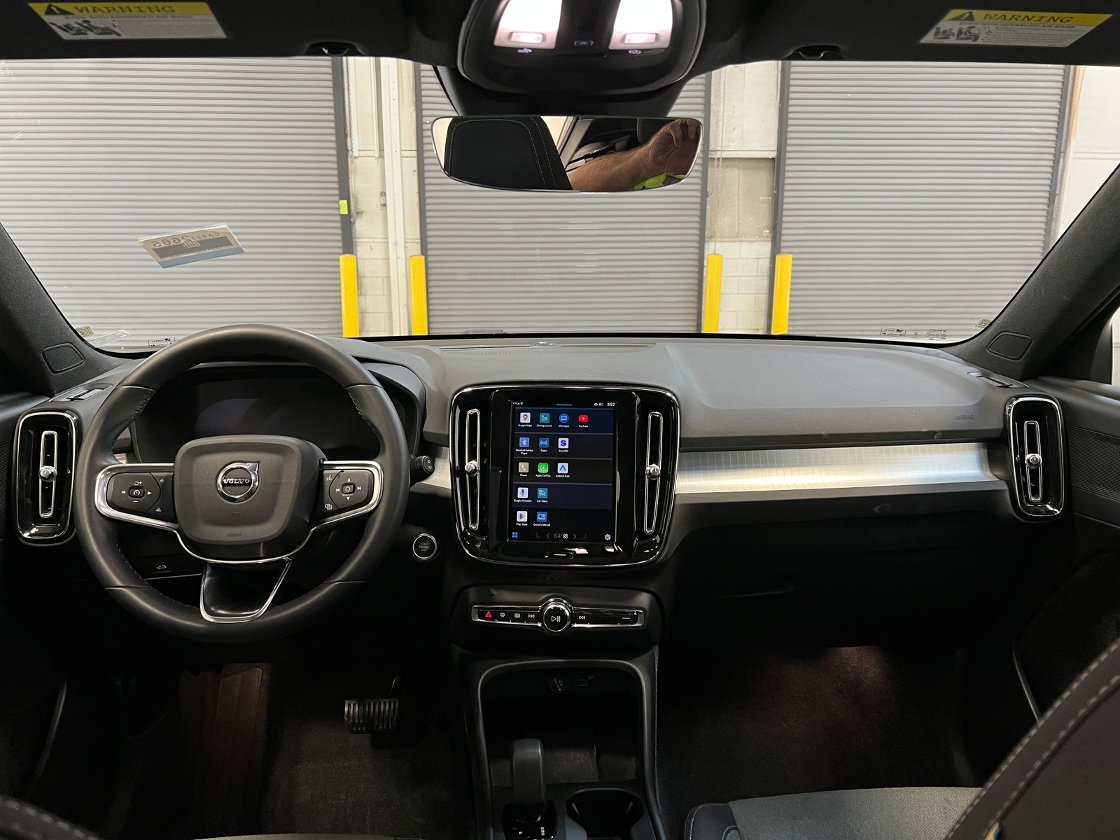 Thumbnail: 2024 Volvo XC40 - 3