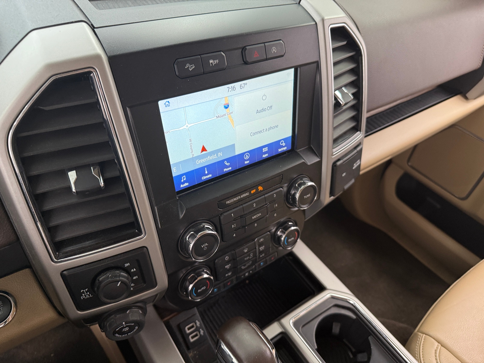 Thumbnail: 2019 Ford Econoline - 3