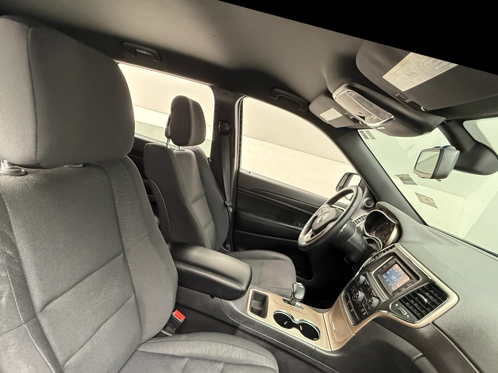 Thumbnail: 2014 Jeep Grand Cherokee - 2