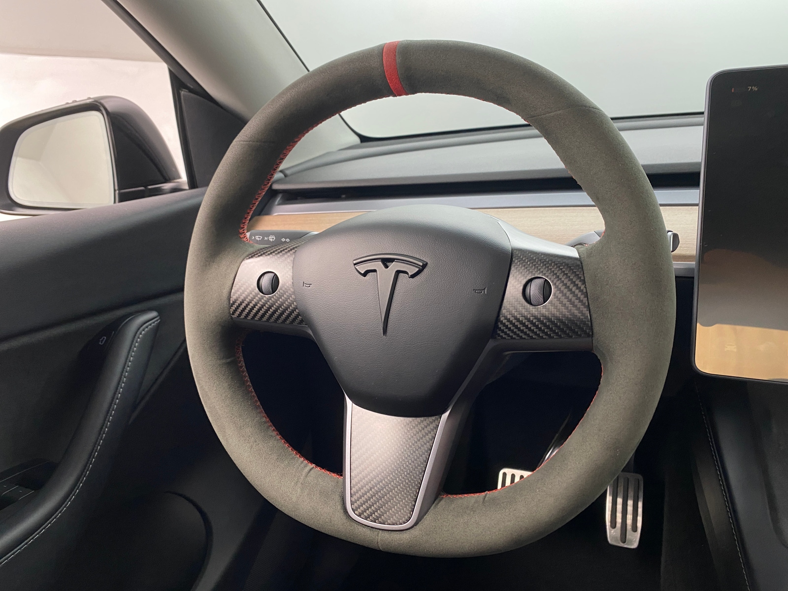 Thumbnail: 2022 Tesla Model Y - 4