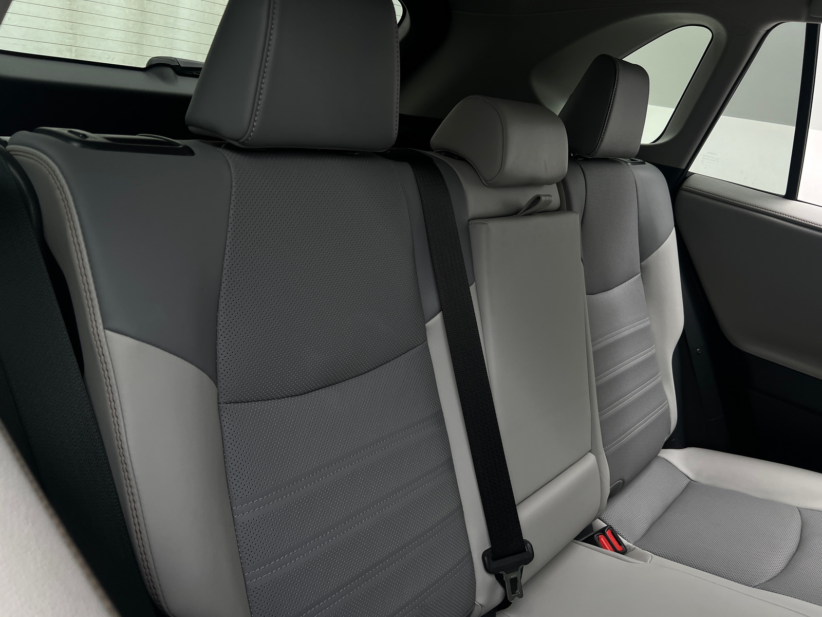 Thumbnail: 2019 Toyota RAV4 - 6