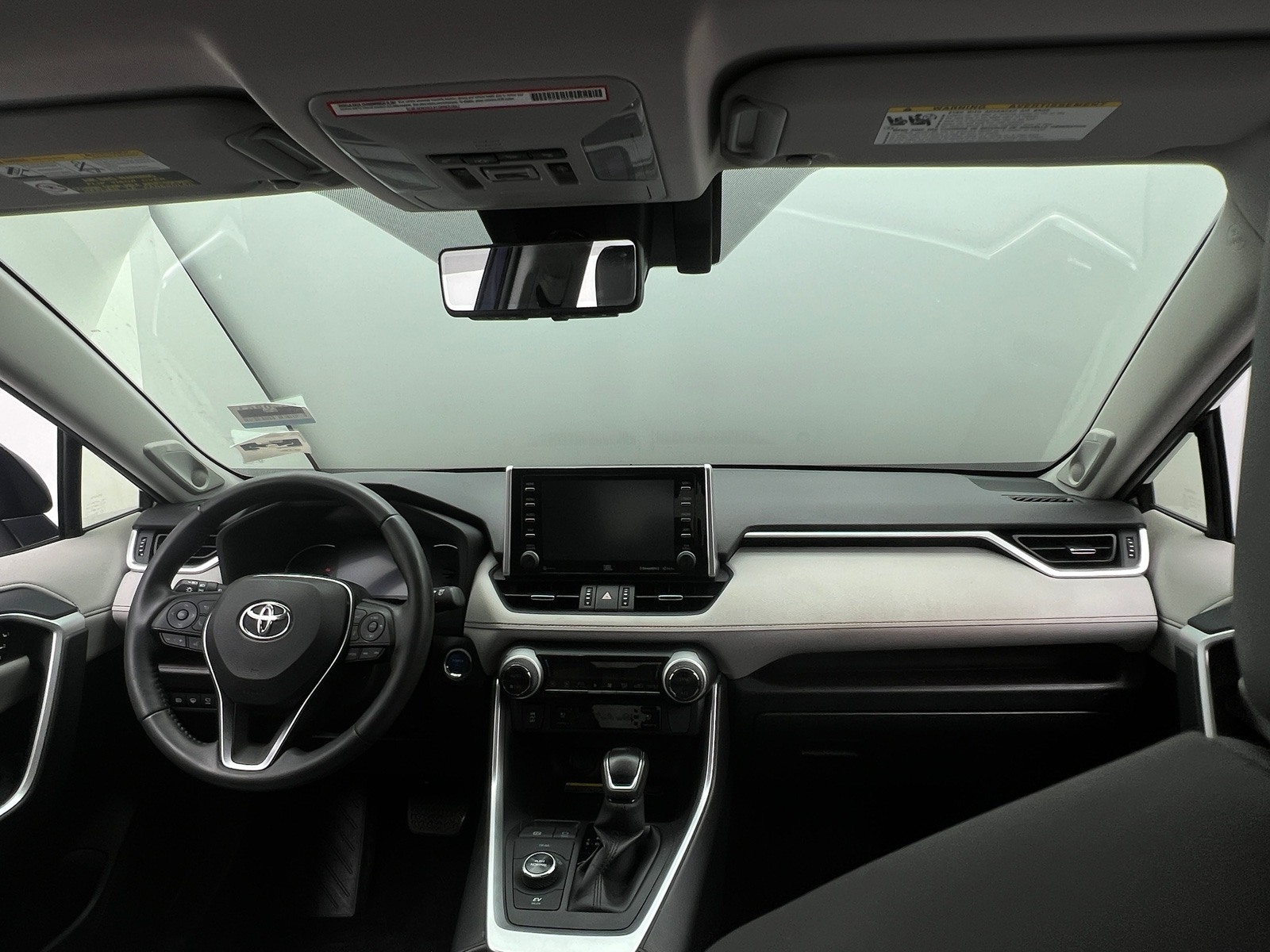 Thumbnail: 2019 Toyota RAV4 - 3