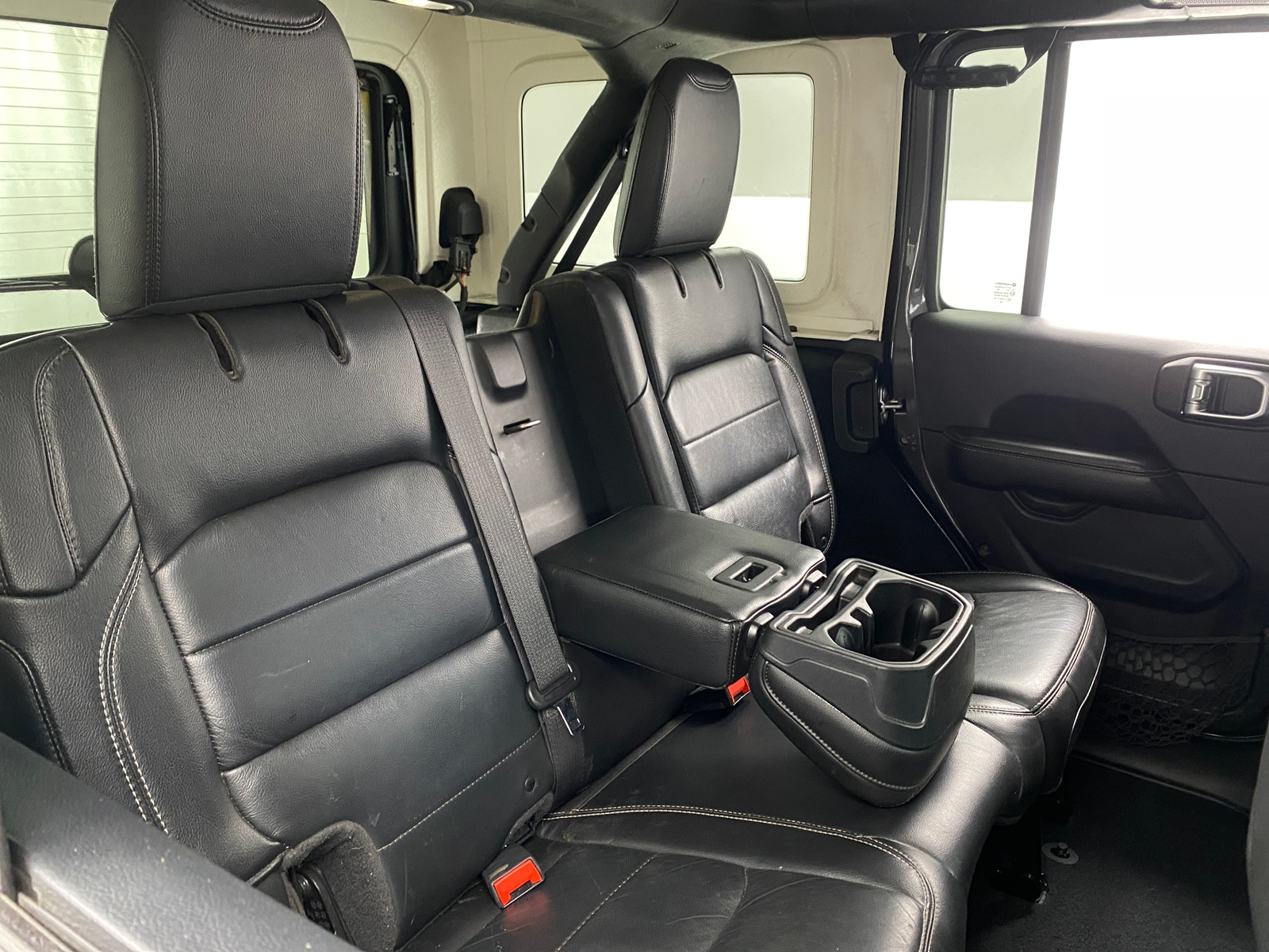 Thumbnail: 2018 Jeep Wrangler - 5