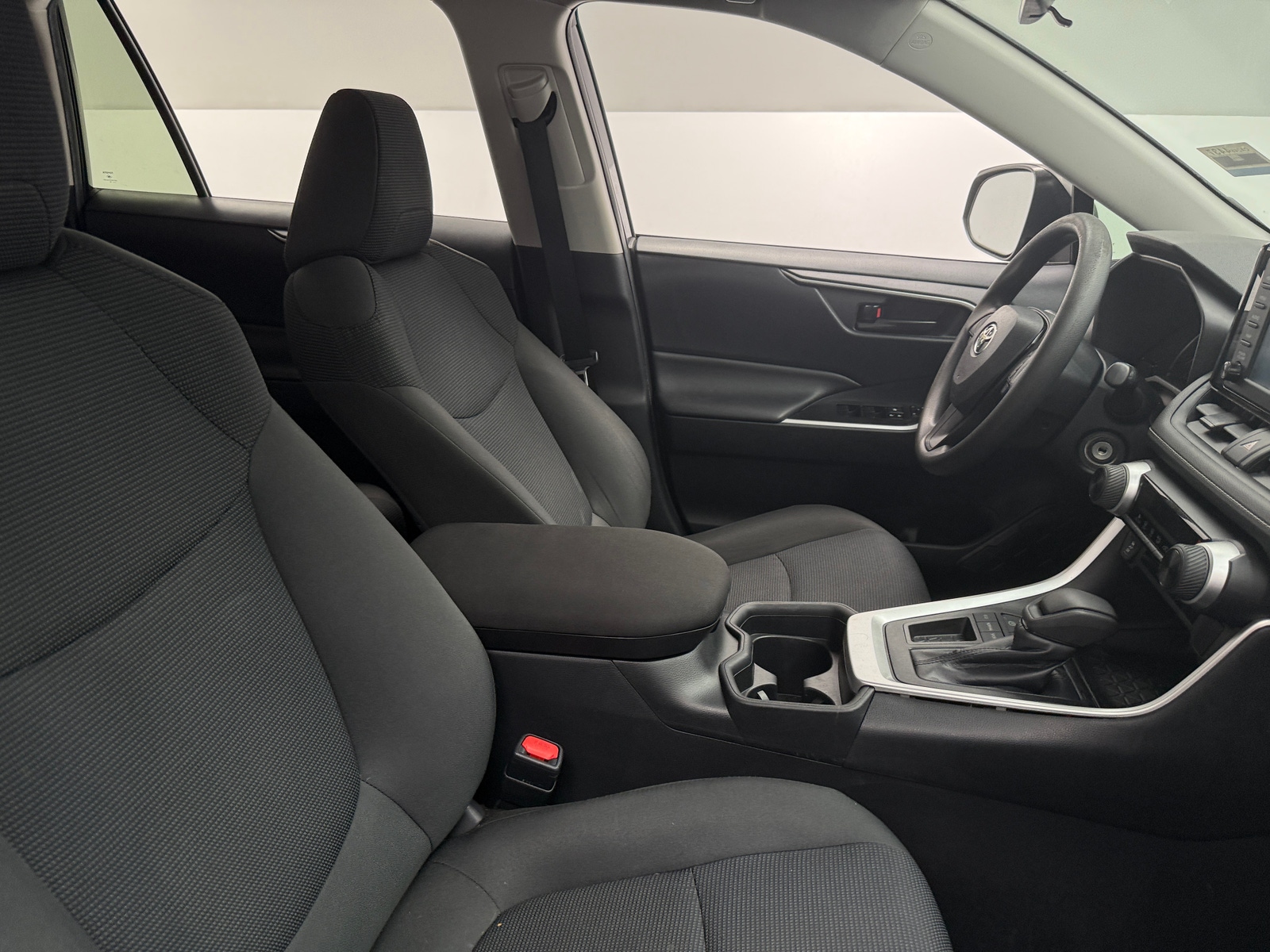 Thumbnail: 2019 Toyota RAV4 - 2