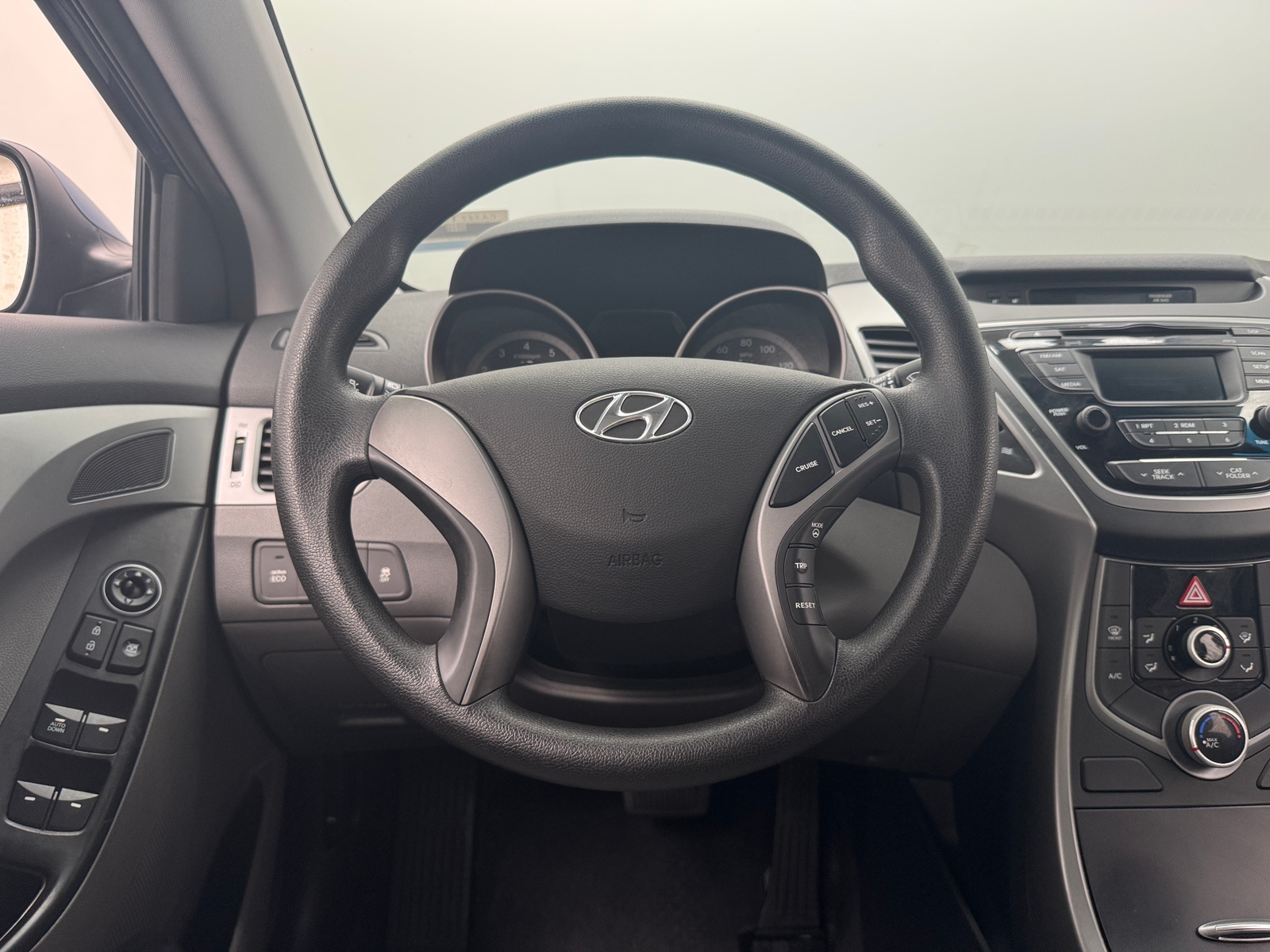 Thumbnail: 2014 Hyundai Elantra - 5