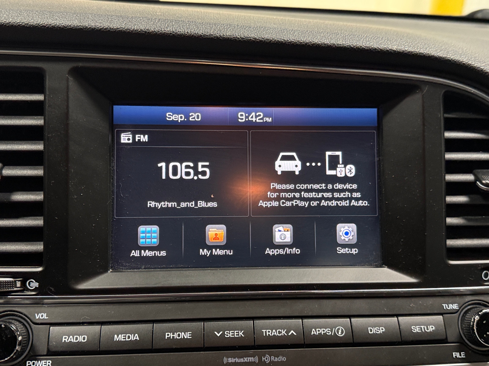 Thumbnail: 2017 Hyundai Elantra - 4