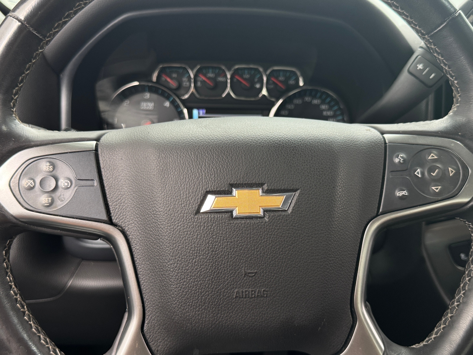 Thumbnail: 2017 Chevrolet Silverado 1500 - 5