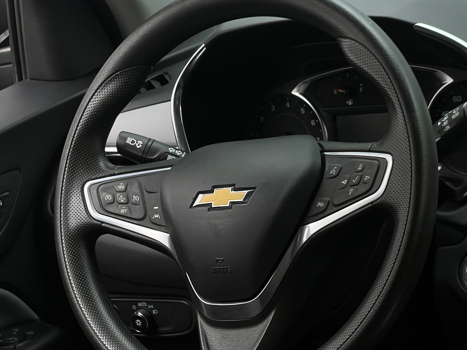 Thumbnail: 2022 Chevrolet Equinox - 5