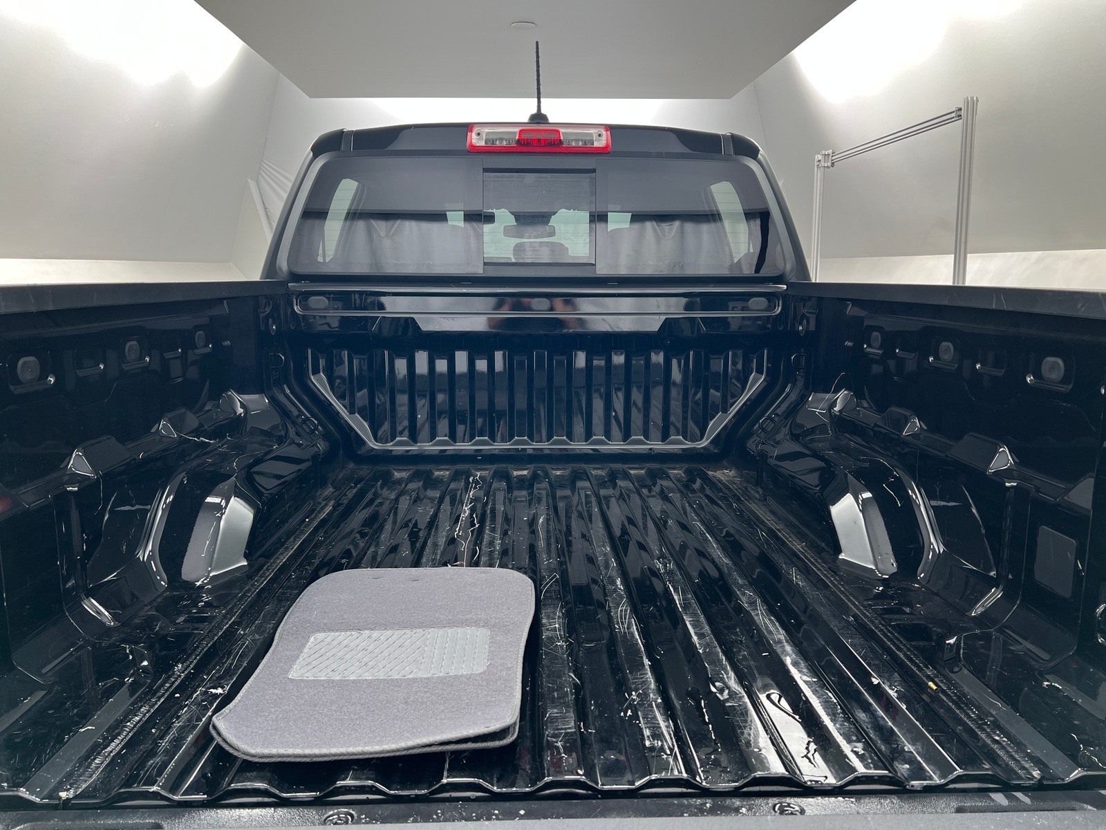 Thumbnail: 2024 Chevrolet Colorado - 7
