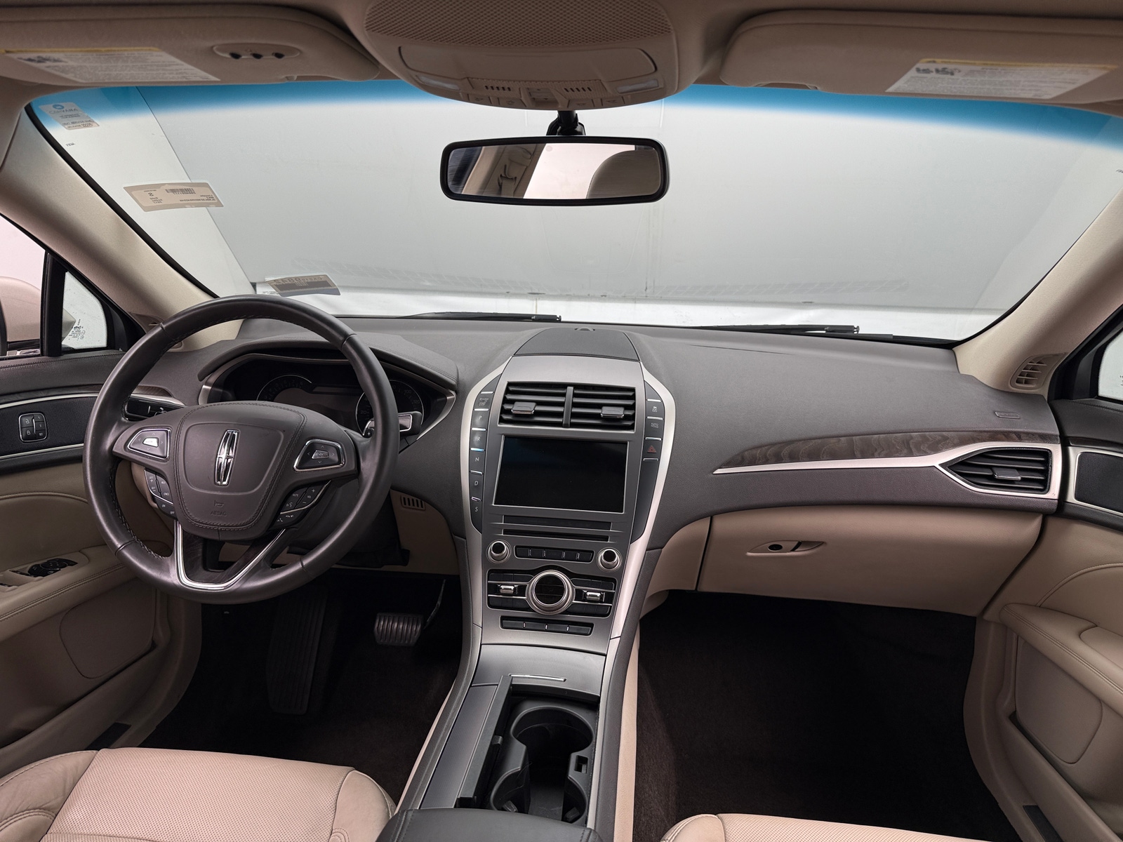 Thumbnail: 2017 Lincoln MKZ - 2