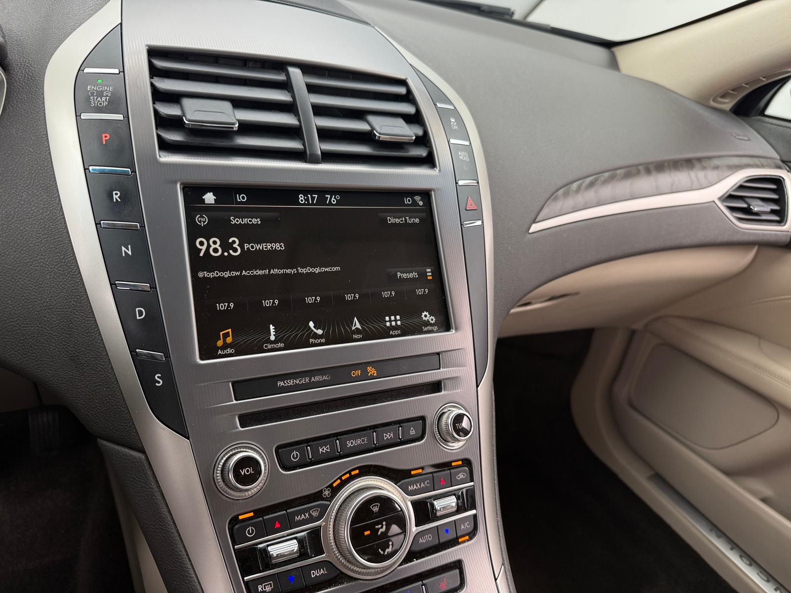 Thumbnail: 2017 Lincoln MKZ - 3