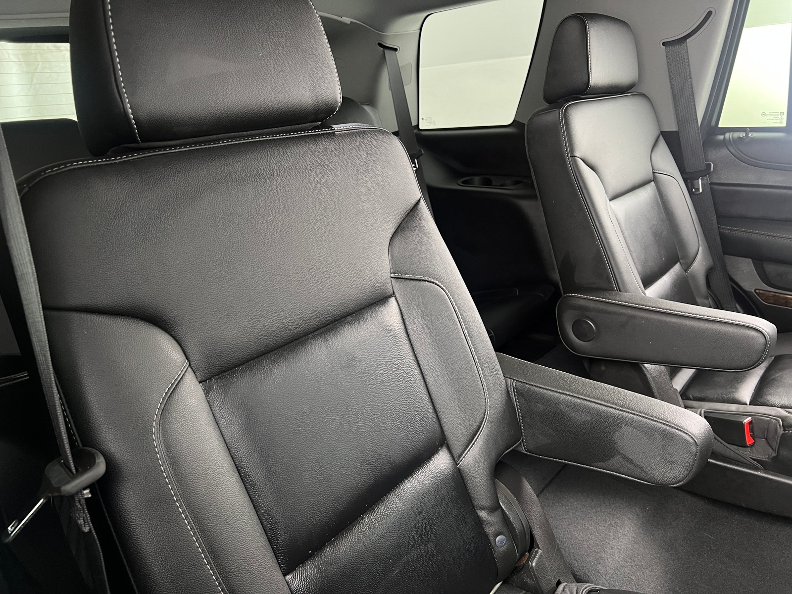 Thumbnail: 2019 Chevrolet Tahoe - 5