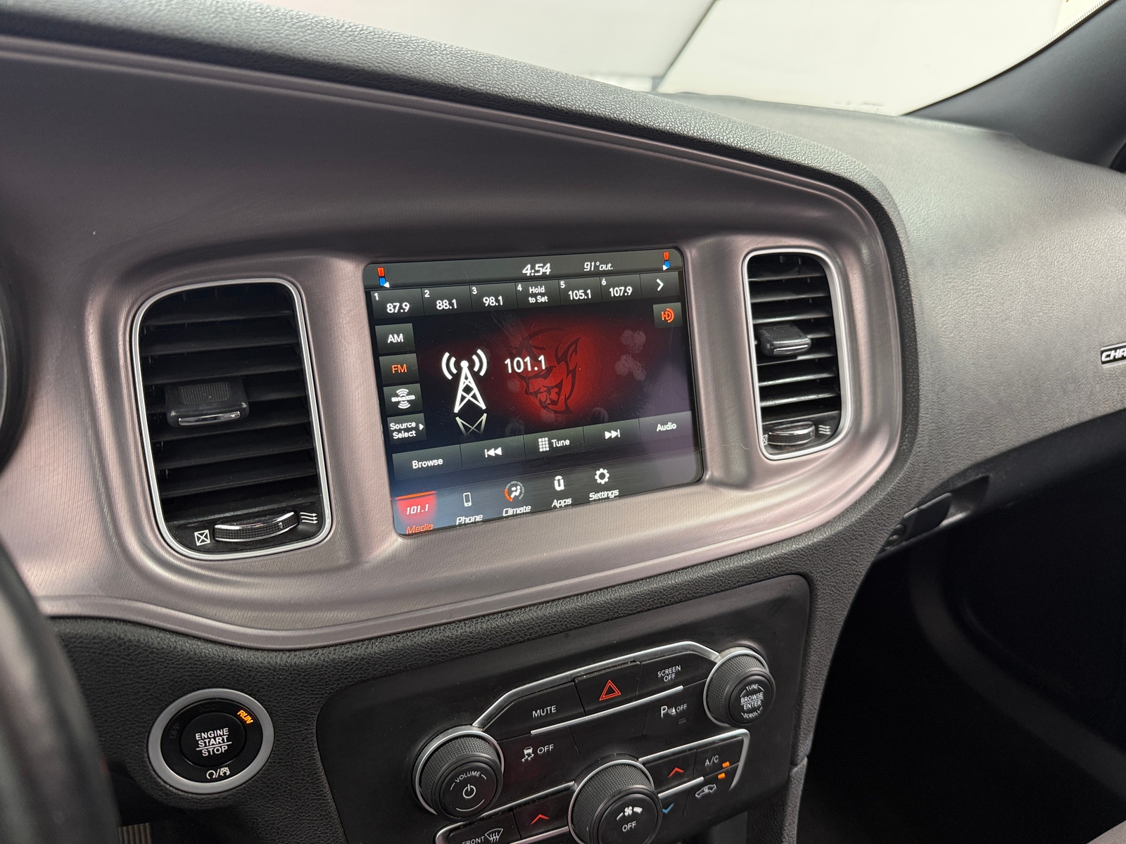 Thumbnail: 2023 Dodge Charger - 4