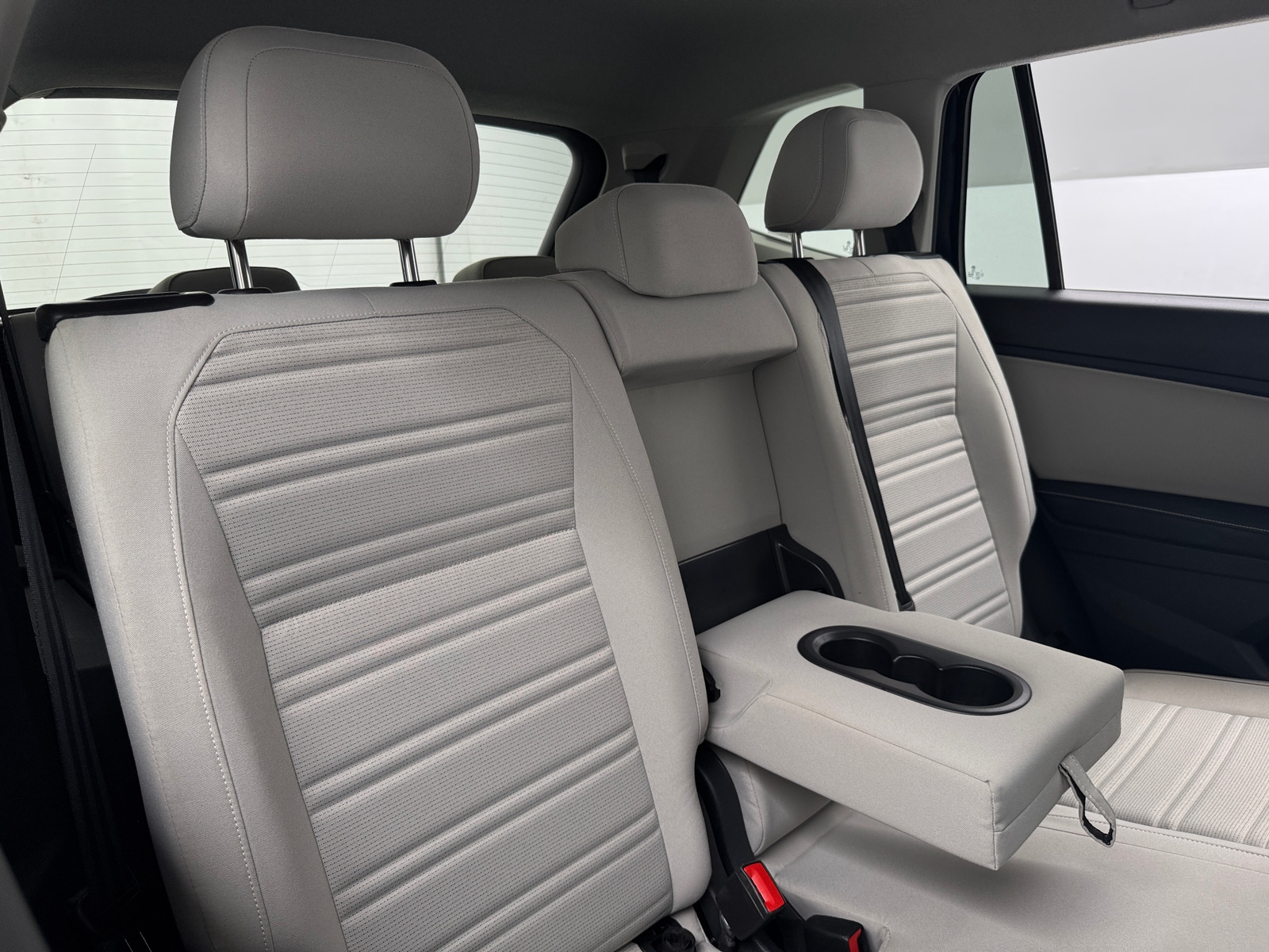 Thumbnail: 2024 Volkswagen Tiguan - 6
