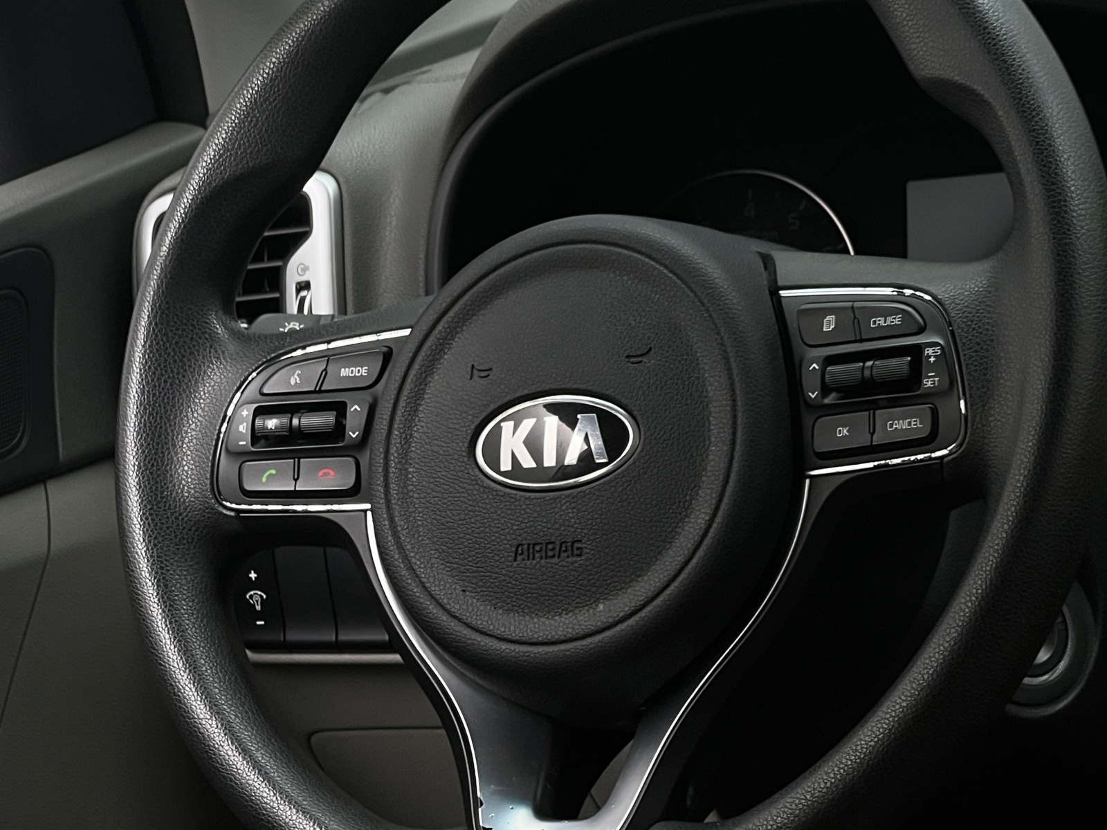 Thumbnail: 2017 Kia Sportage - 5